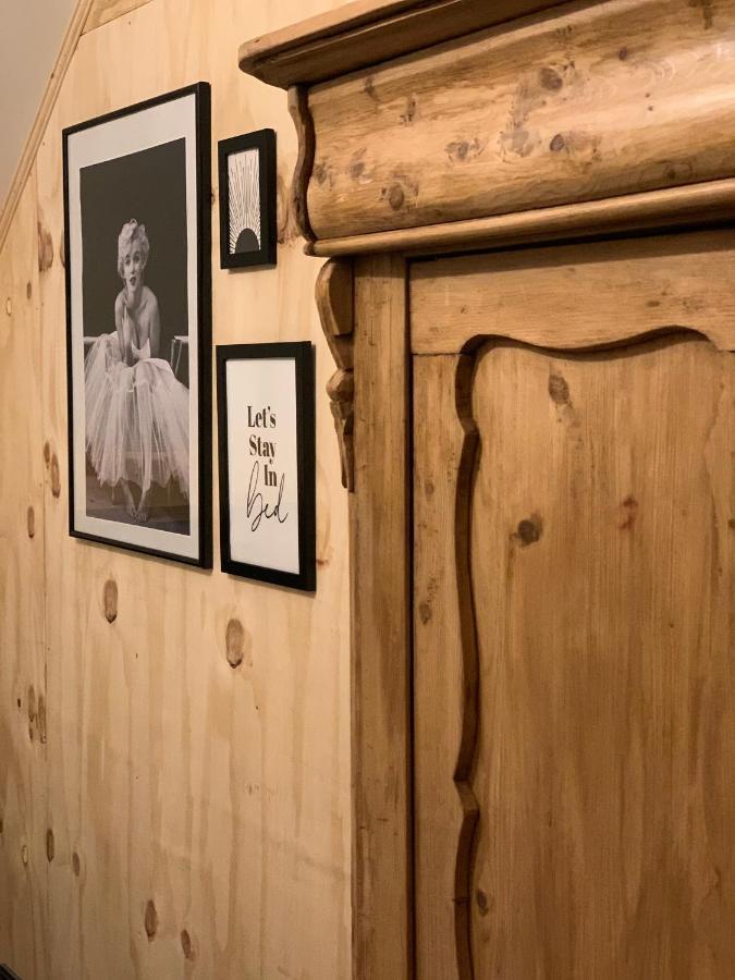 Villa Tiny House Thuus Sint Annaland Exterior foto