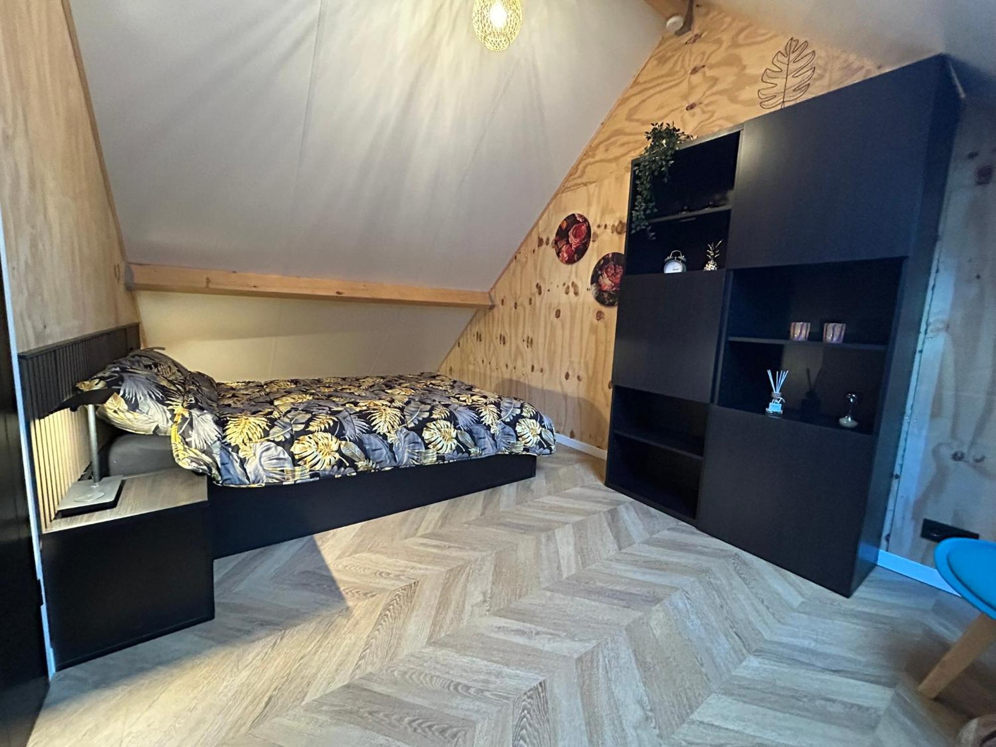 Villa Tiny House Thuus Sint Annaland Exterior foto